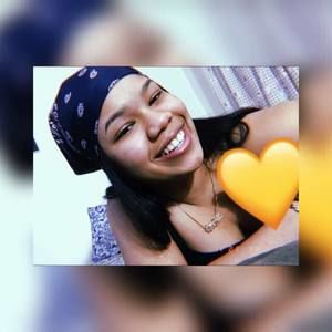 Meet your Posher, Daniela tu beba